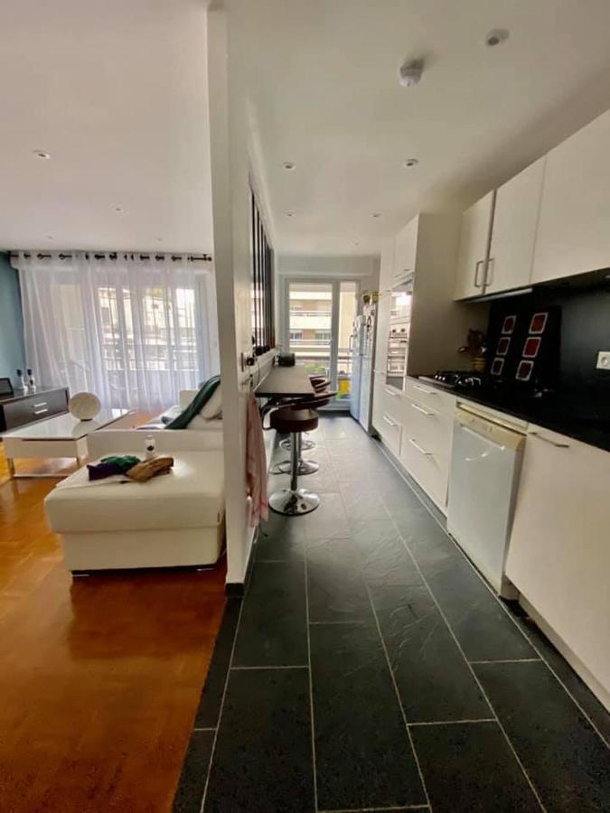 Chambre De 11 M2 Avec Balcon Париж Екстериор снимка